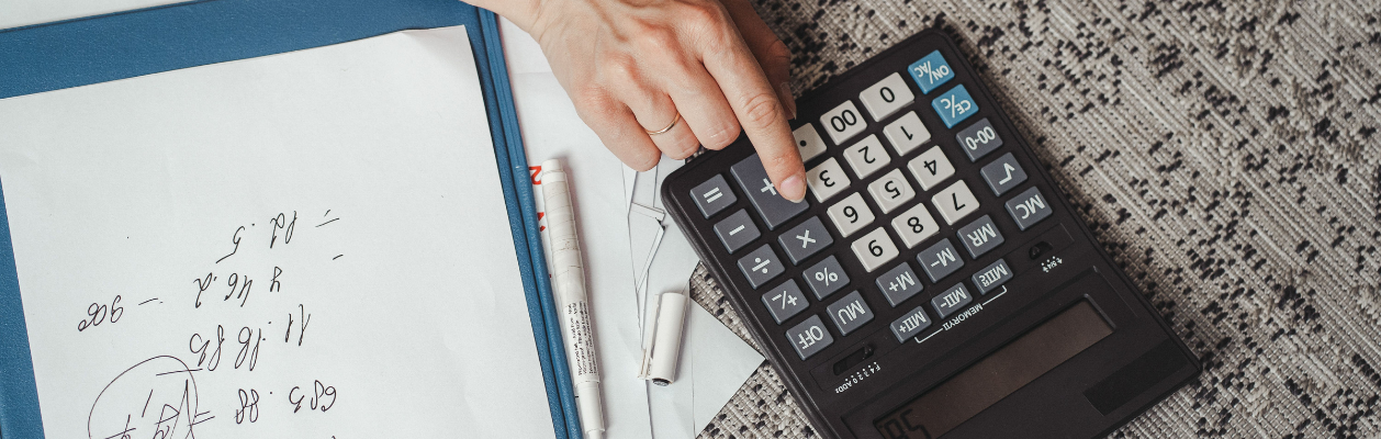 έλεγχος budget με Avis Easy Leasing